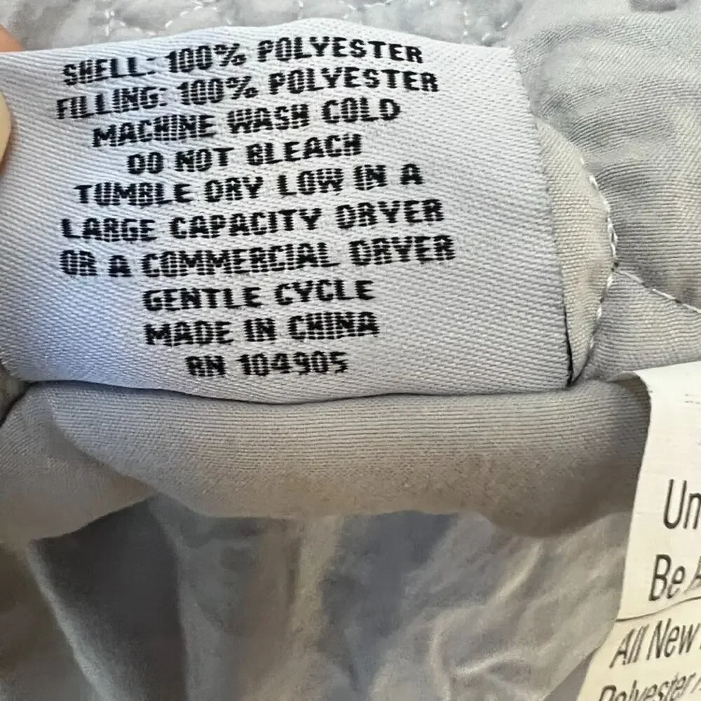 Cupcakes and Cashmere Comforter Full Gray Bubbled Textured
